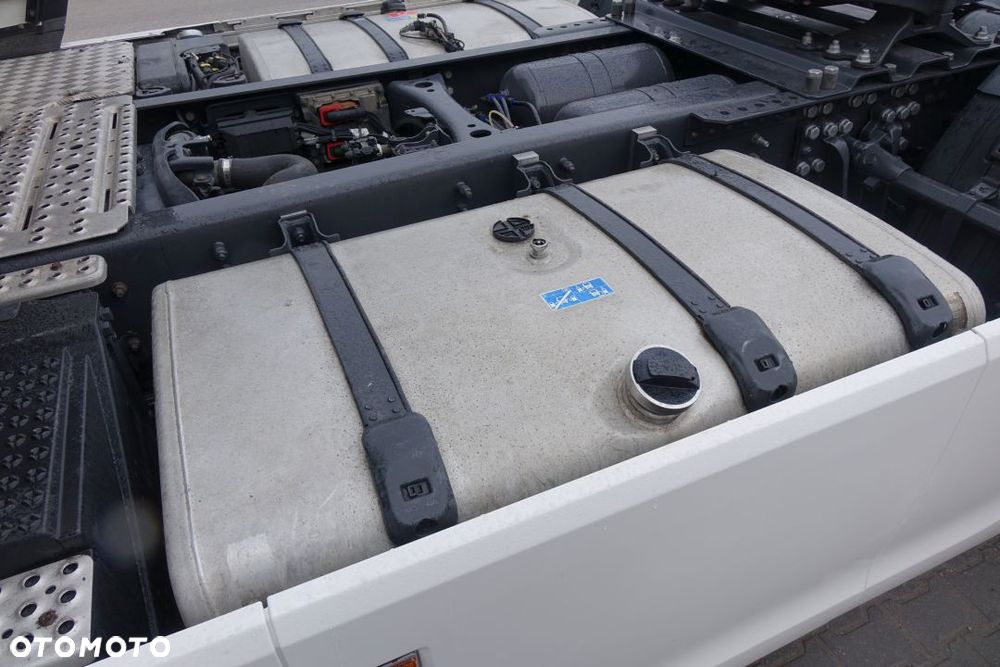 Scania R500 / EURO 6 / STANDARD / AUTOMAT / RETARDER / LODÓWKA  / 2 ZBIORNIKI /  KLIMATYZACJA POSTOJOWA - 11