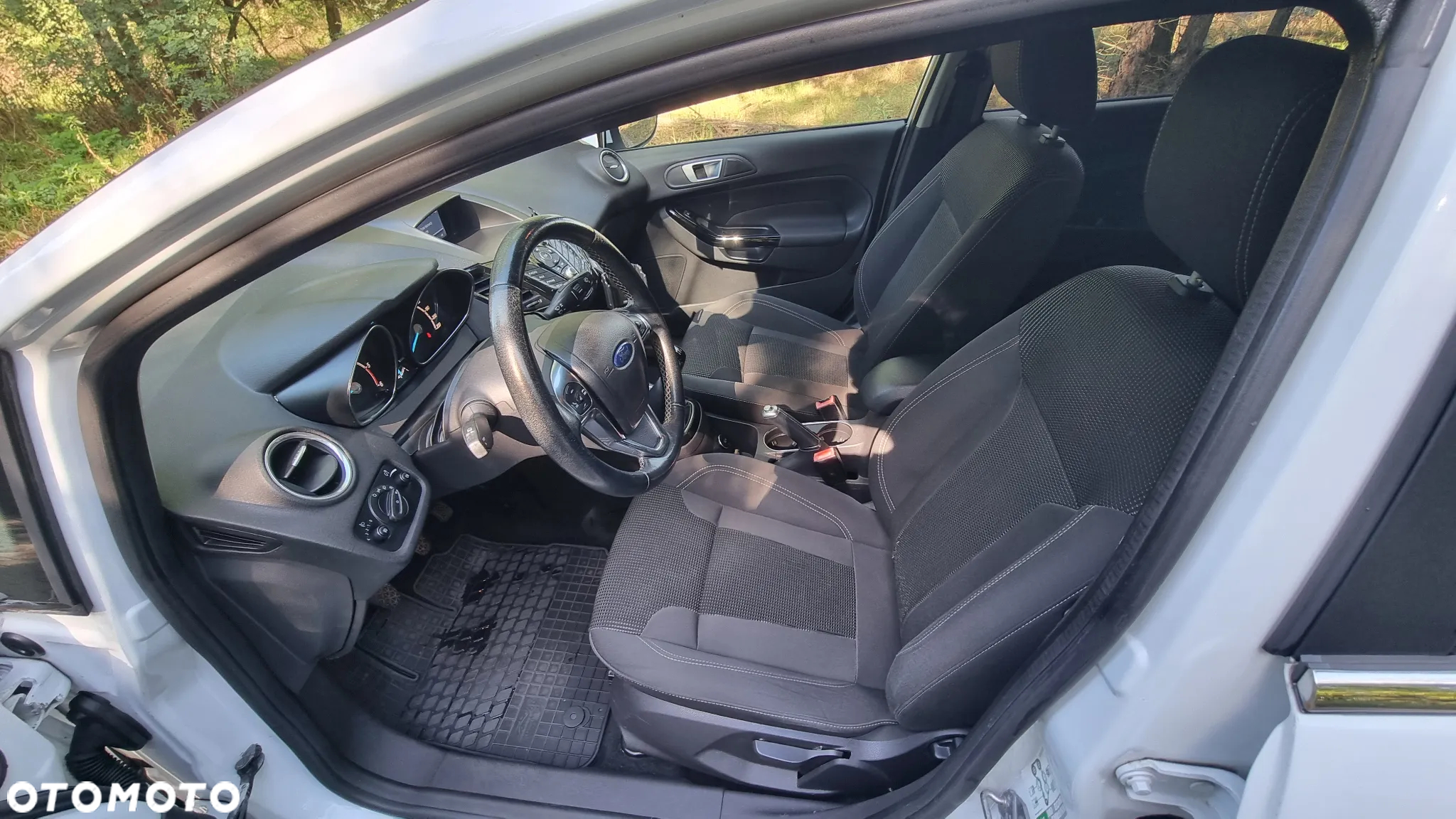 Ford Fiesta 1.5 TDCi Titanium - 12