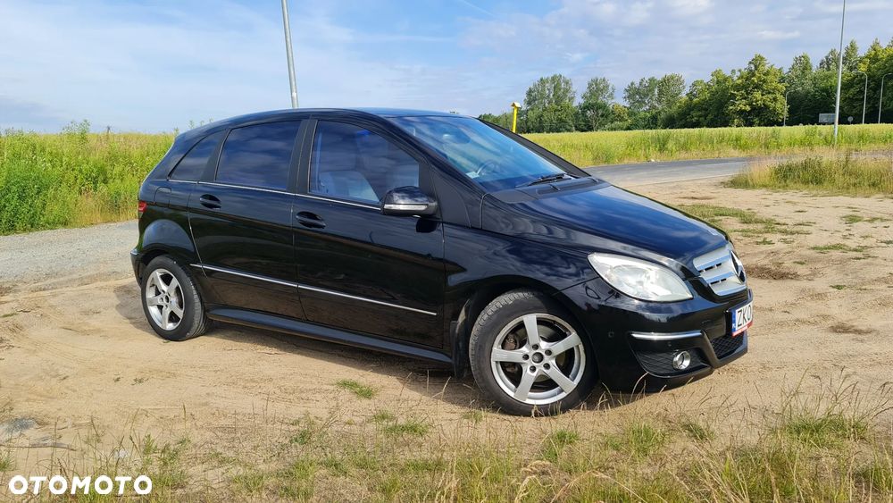 Mercedes-Benz Klasa B 180 CDI - 16