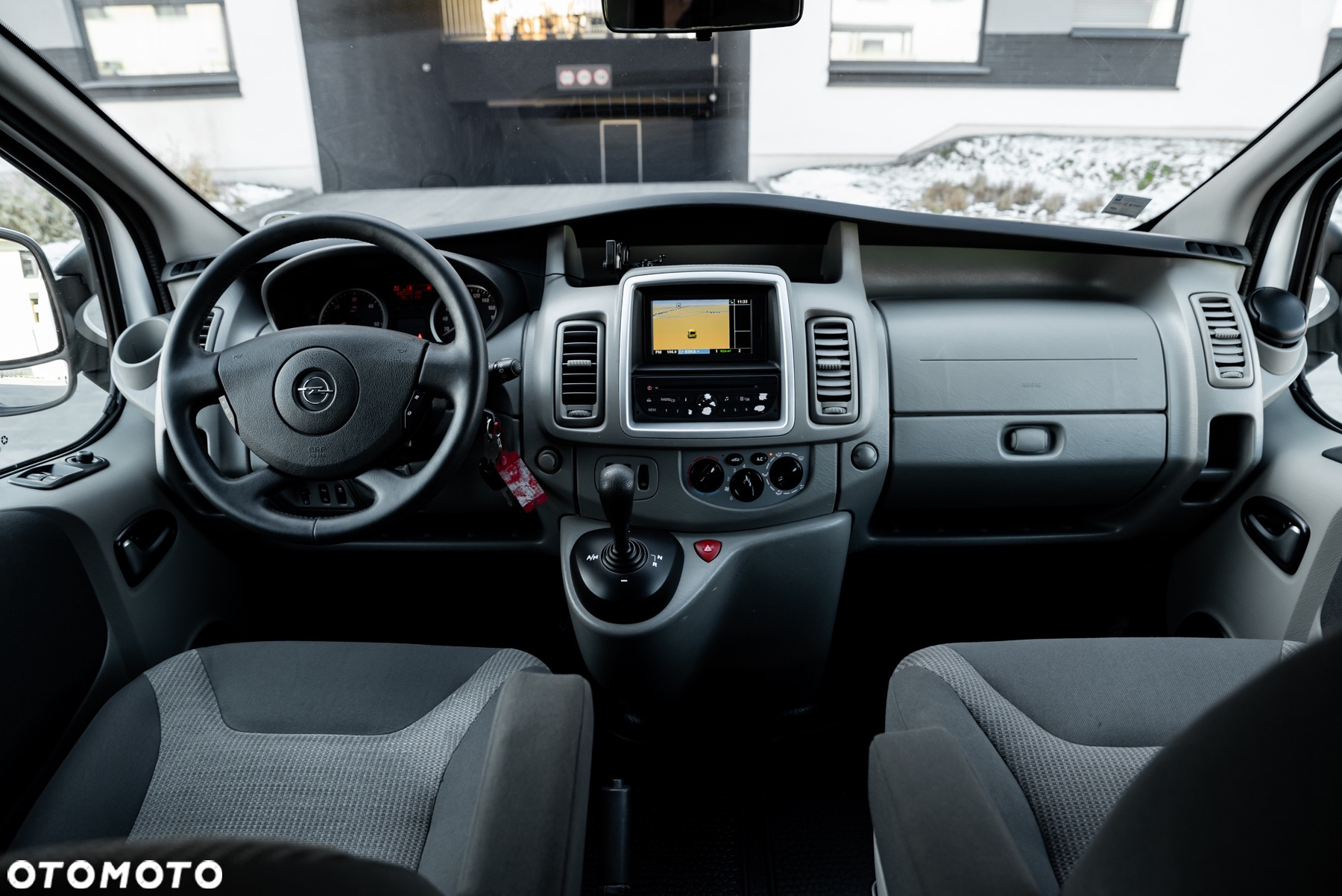 Opel Vivaro 2.5 CDTI L2H1 (Tecshift) Easytronic Life - 32