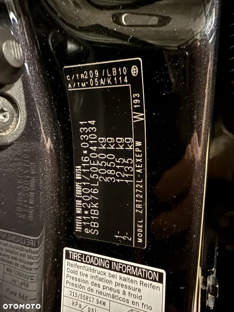 Toyota Avensis 2.0 Prestige MS - 23