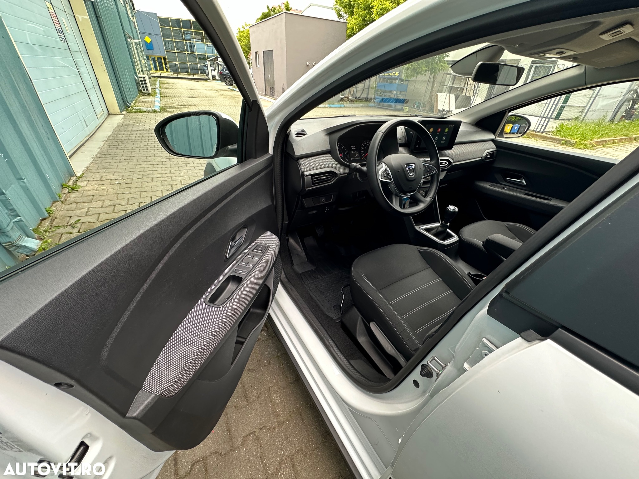 Dacia Jogger 5 locuri TCe 110 Essential - 14