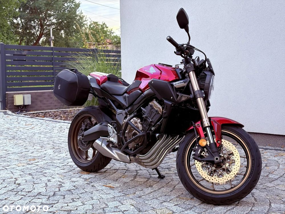 Honda CB - 3