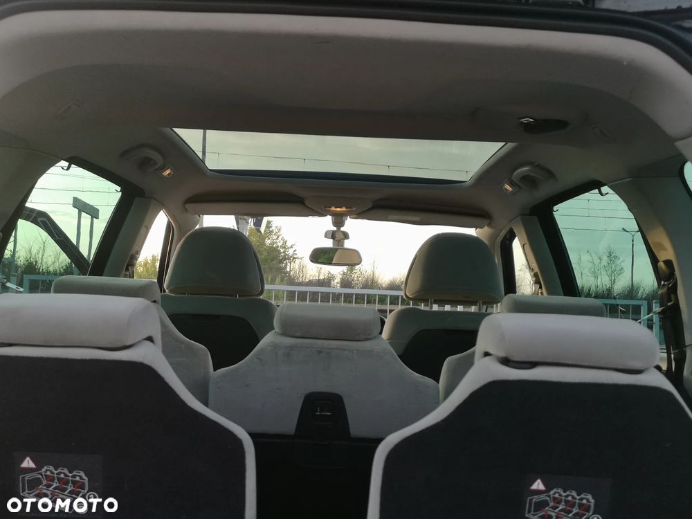 Citroën C4 Picasso 2.0 HDi FAP Exclusive - 22