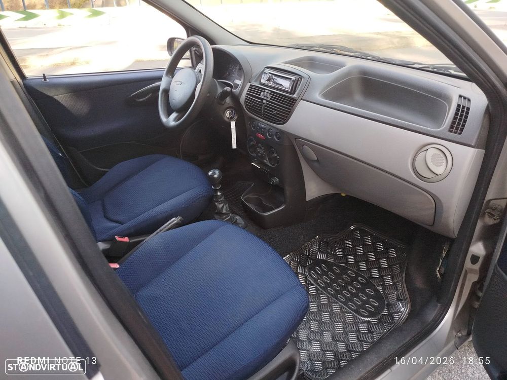 Fiat Punto 1.2 16V ELX - 8
