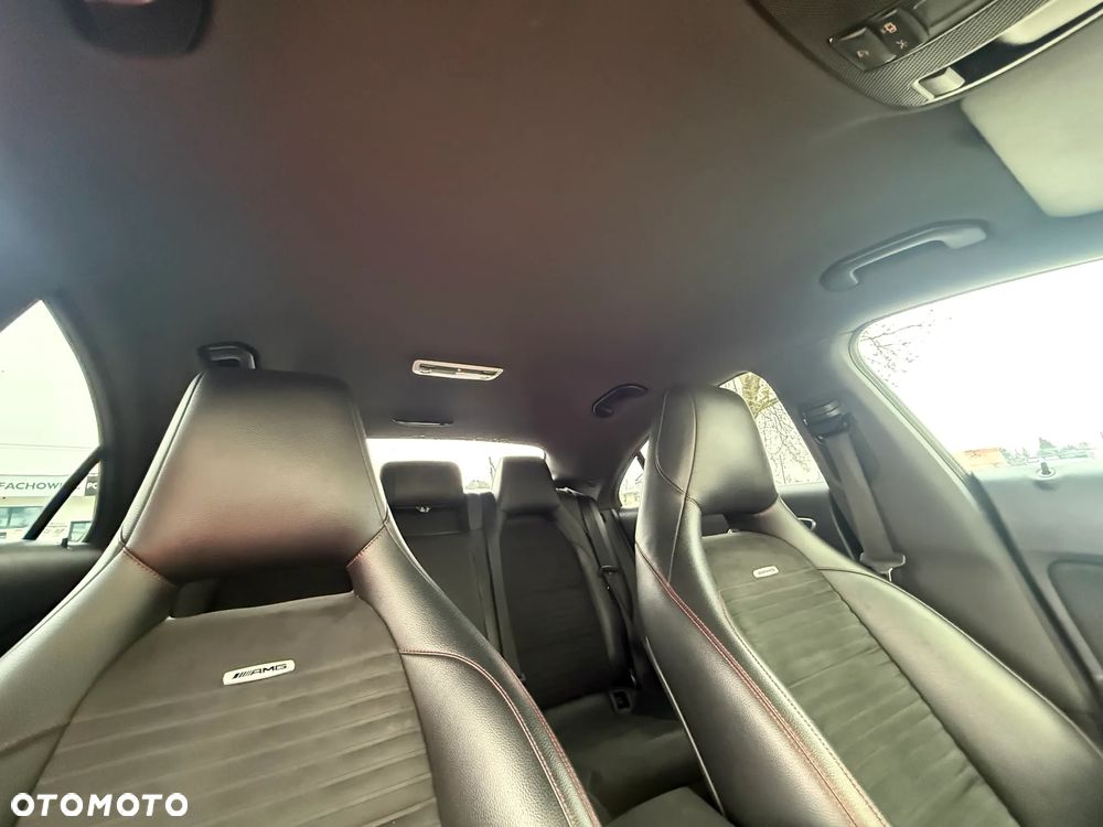 Mercedes-Benz CLA 200 AMG Line - 25