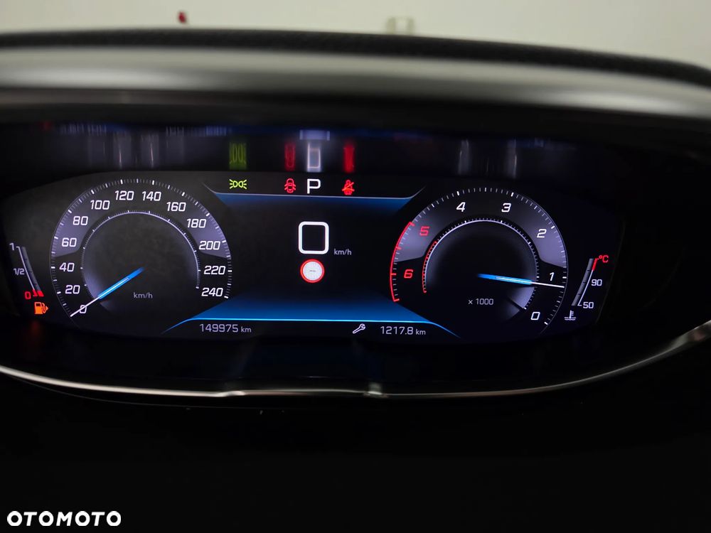 Peugeot 3008 BlueHDi 130 Stop & Start EAT8 GT - 16