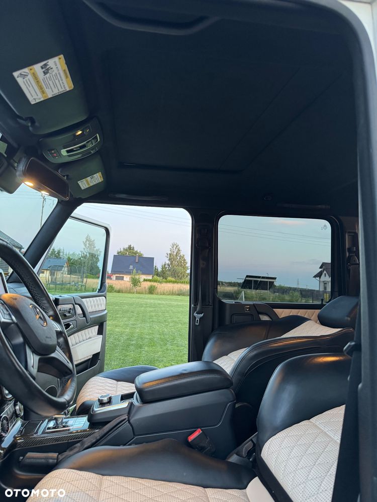 Mercedes-Benz Klasa G 63 AMG AMG SPEEDSHIFT 7G-TRONIC - 36