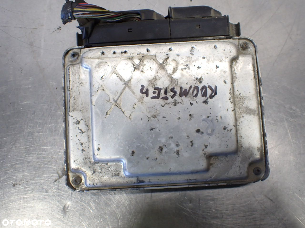 KOMPUTER SILNIKA SKODA ROOMSTER PREMIA 1.4 045906019CJ - 2