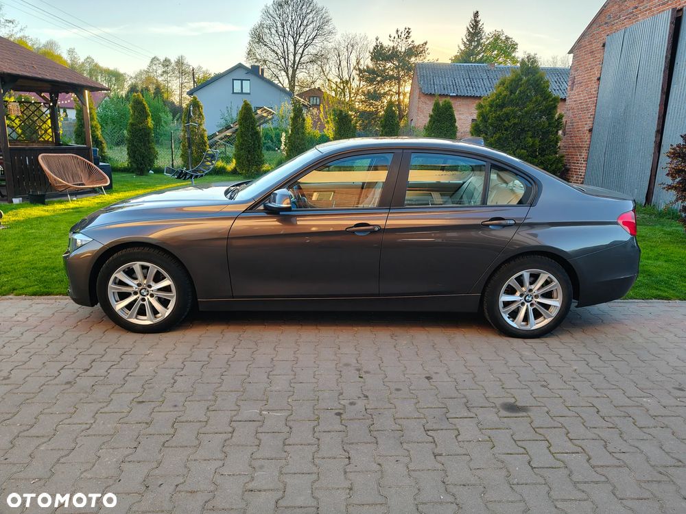 BMW Seria 3 316d - 6