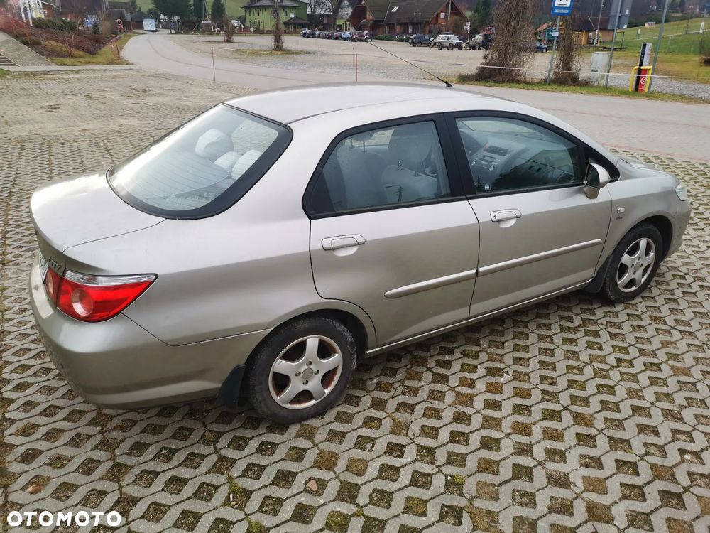Honda City 1.4 Comfort - 3