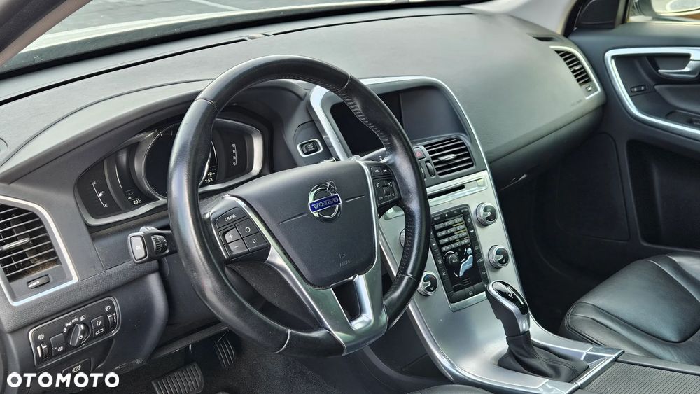 Volvo XC 60 D4 Geartronic Summum - 7