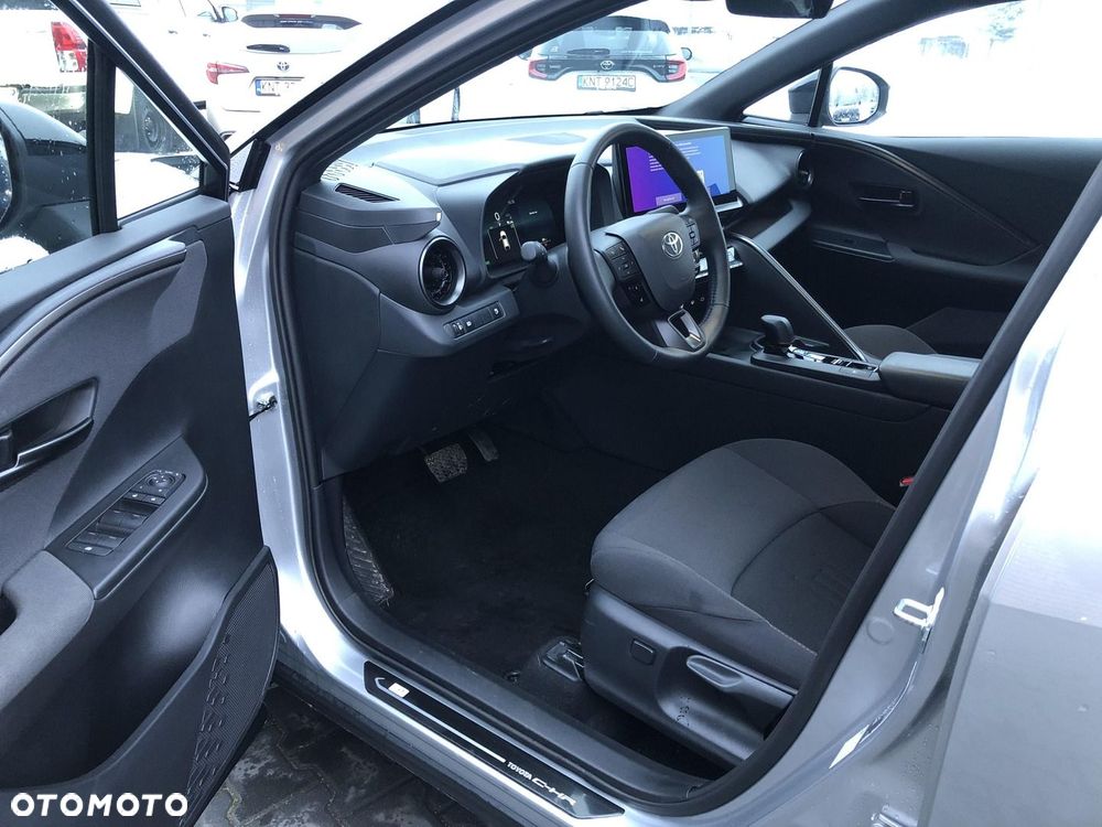 Toyota C-HR - 9