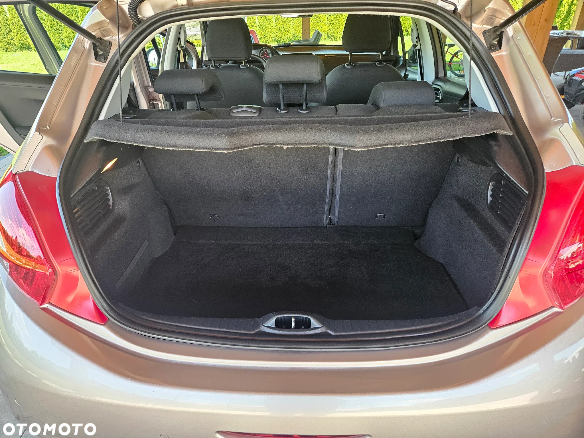 Peugeot 208 1.2 PureTech GPF Allure S&S - 21