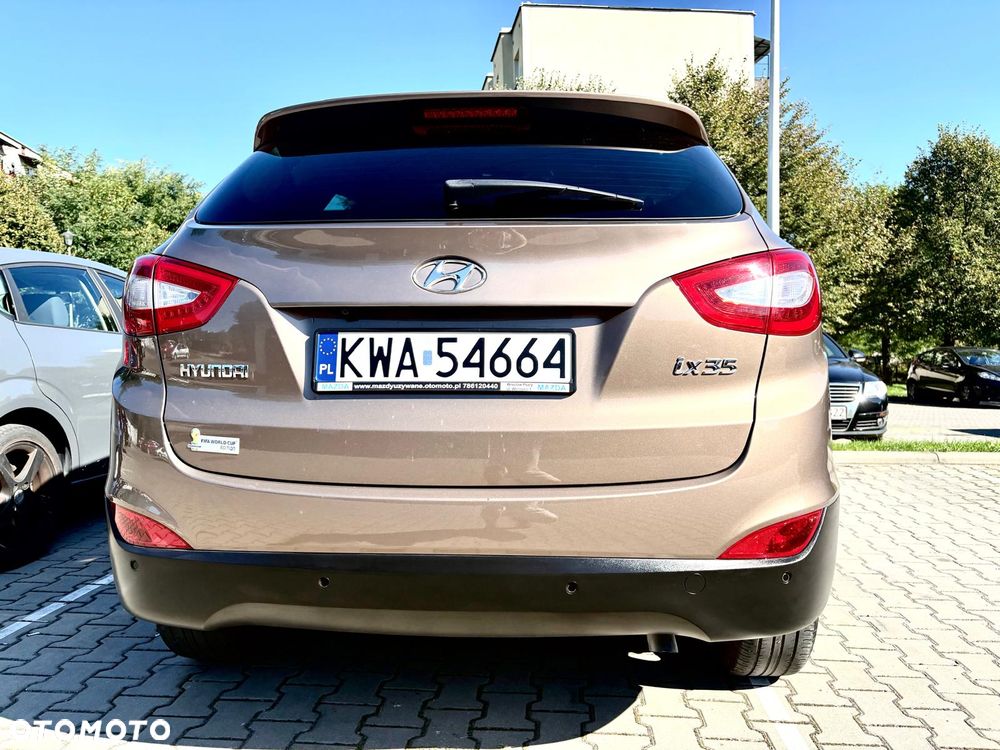 Hyundai ix35 1.6 2WD Fifa World Cup Edition - 10