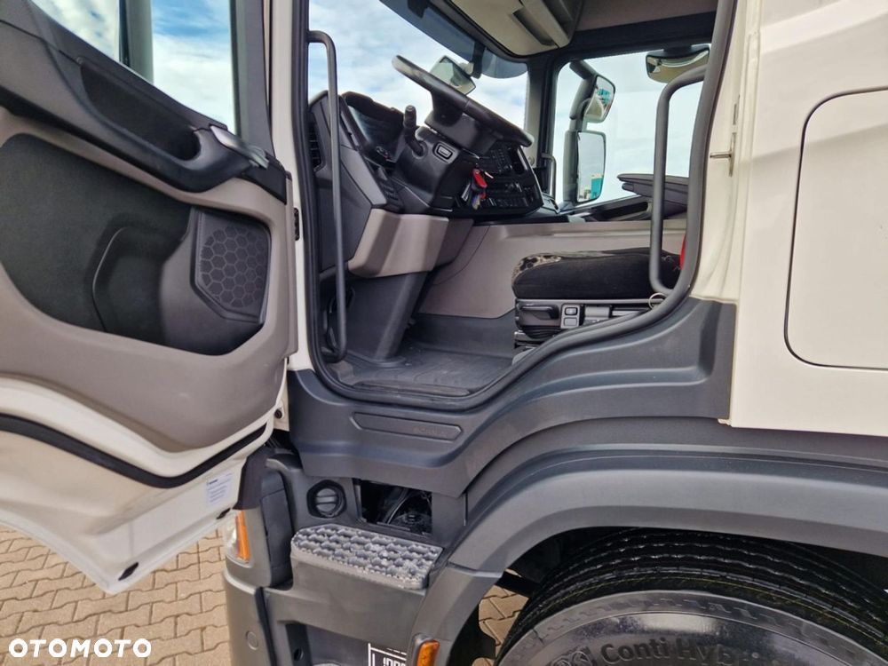 Scania P410A4X2NB Przód Na Poduszce - 14