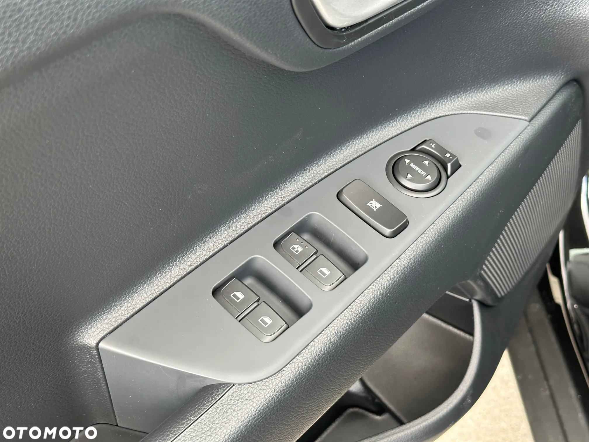 Kia Stonic 1.2 M - 11