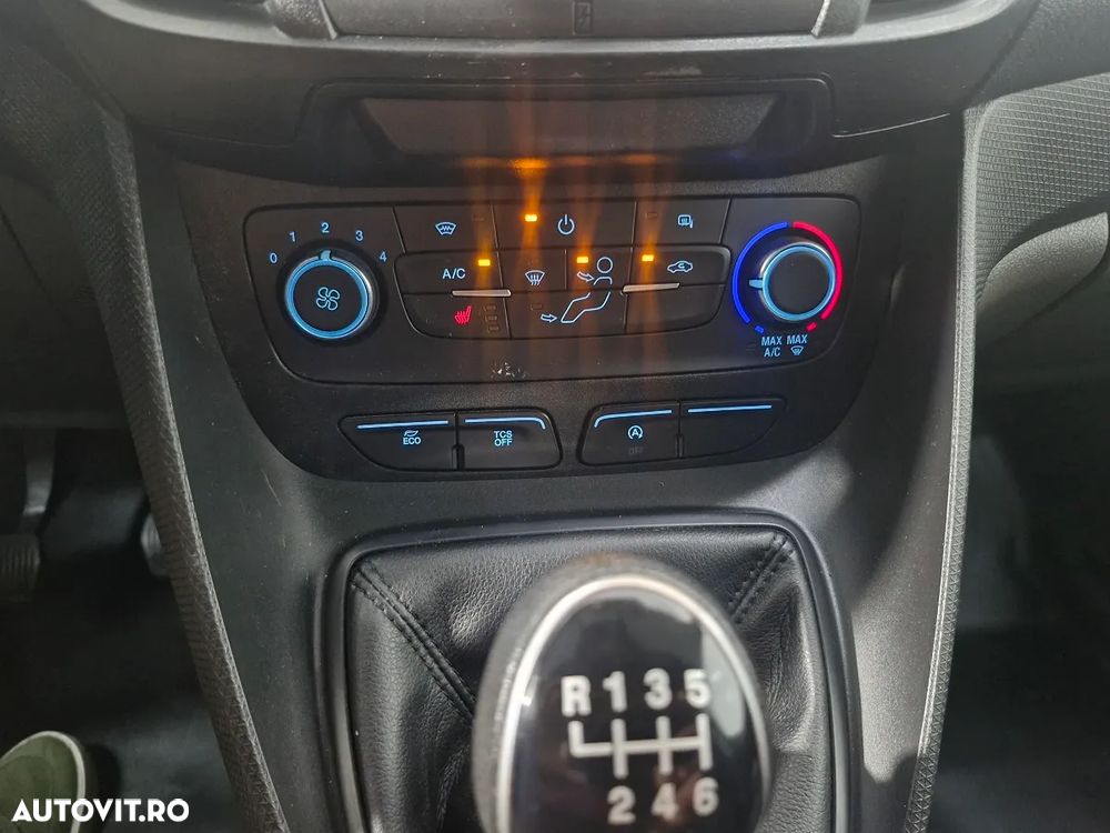 Ford TRANZIT CONNECT - 7