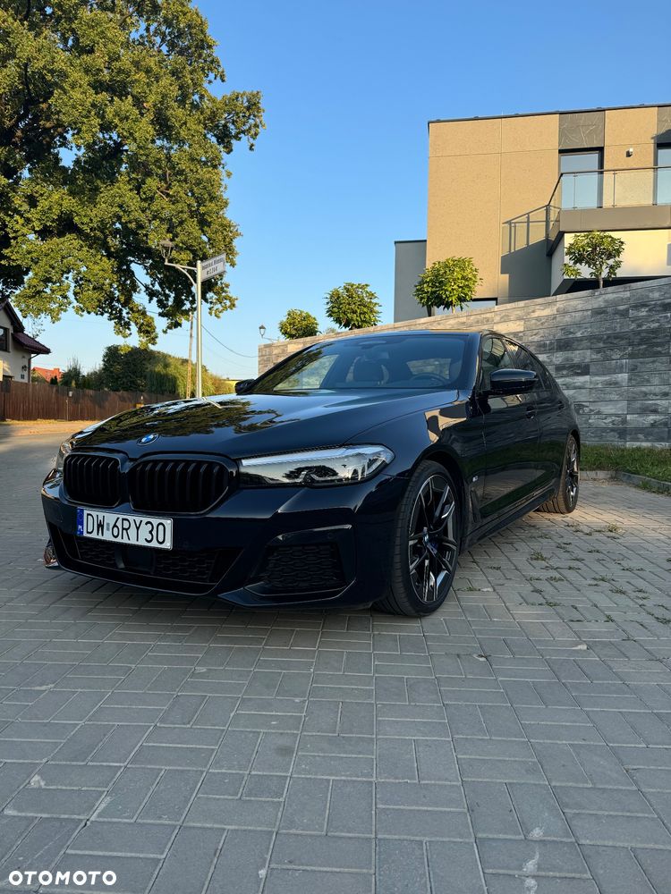 BMW Seria 5 530d xDrive mHEV M Sport sport - 3