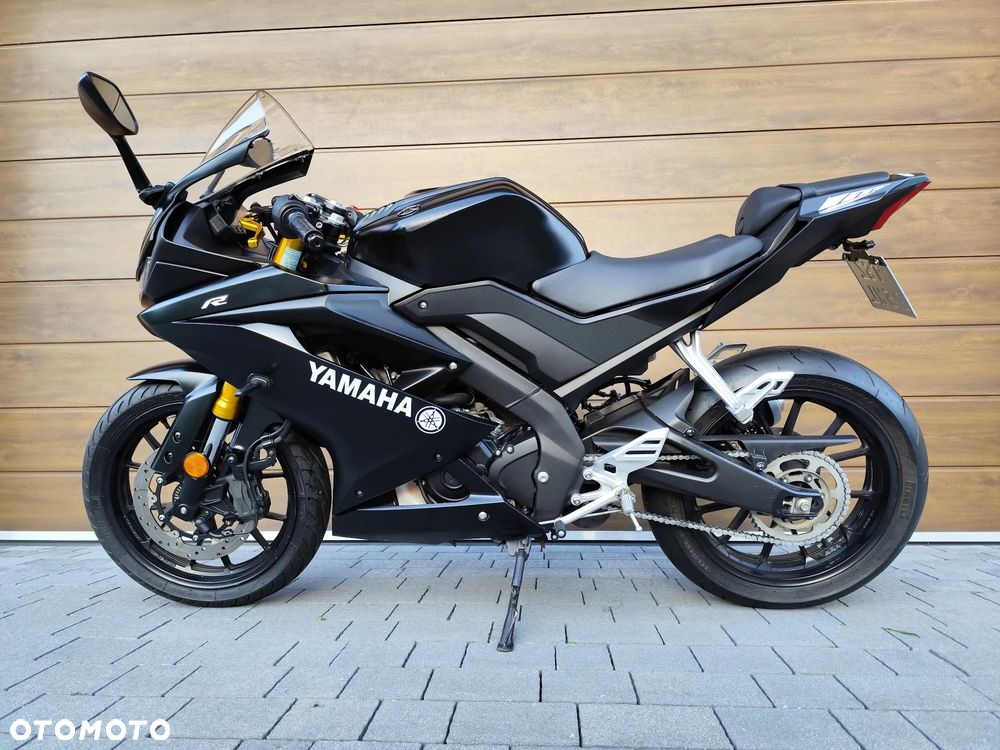 Yamaha YZF - 6
