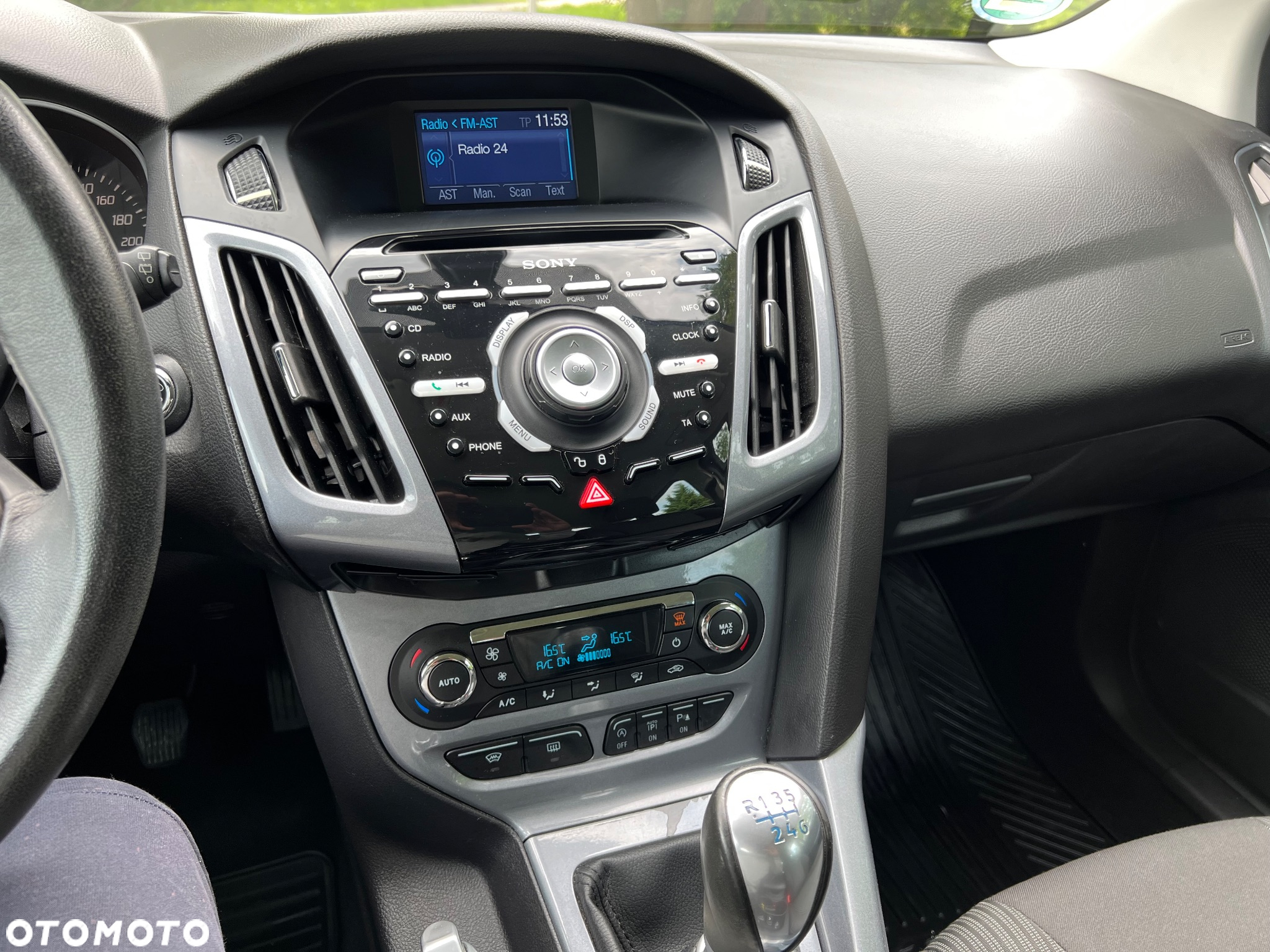 Ford Focus 1.0 EcoBoost Active Business - 16