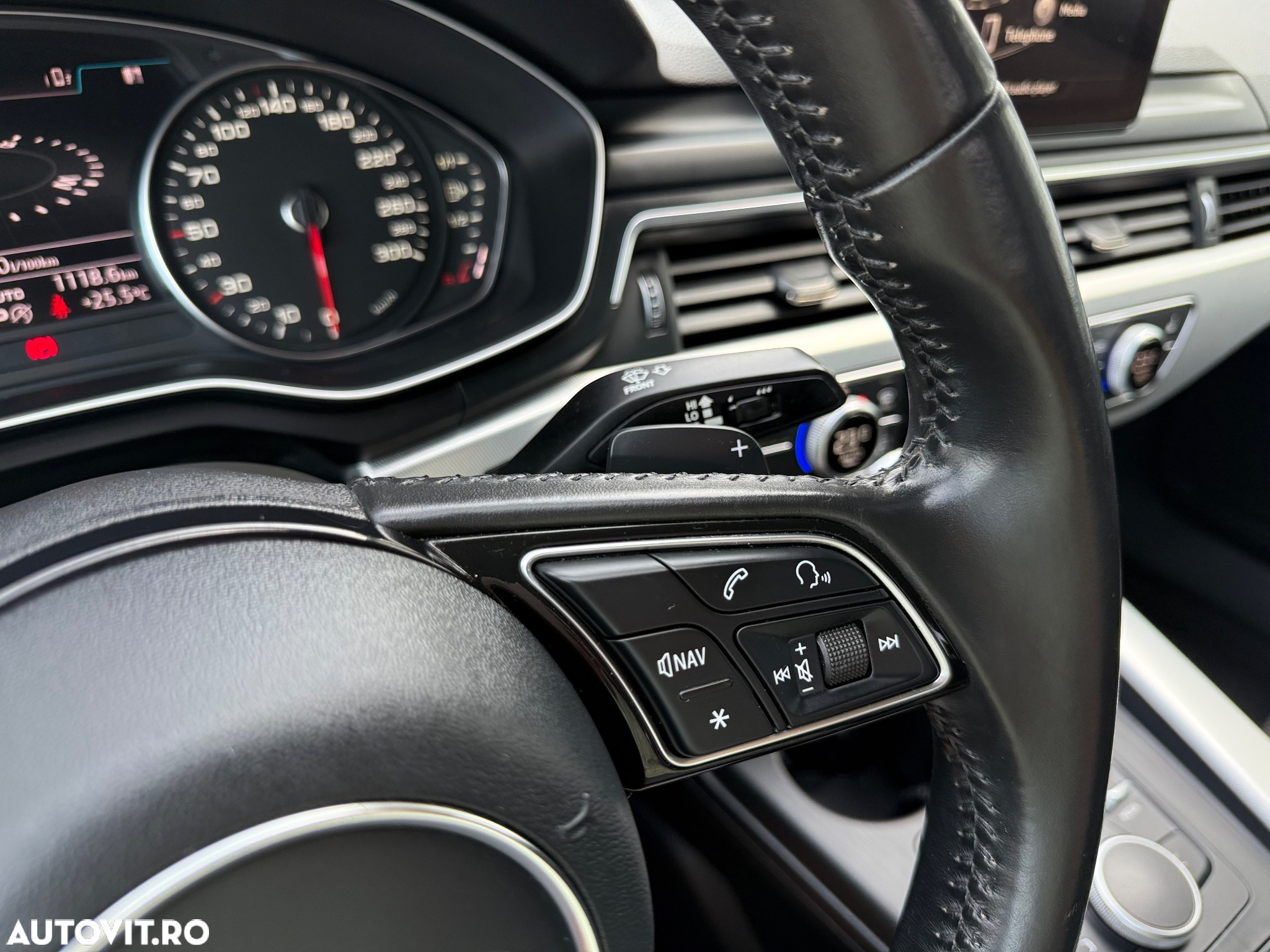 Audi A4 2.0 TDI S tronic quattro design - 20
