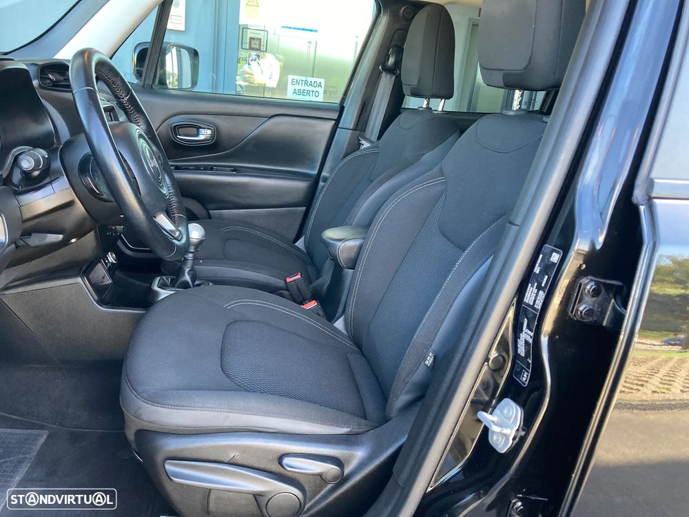 Jeep Renegade 1.6 MJD Limited - 32