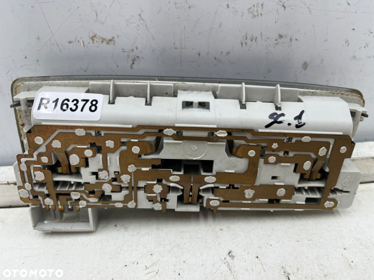 Lampka oświetlenia kabiny Renault Scenic 1 I 96-03r. tylna lampka wnętrza podsufitki sufitowa - 4