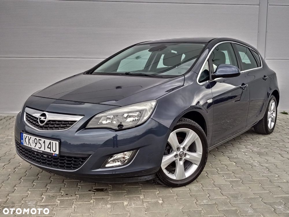 Opel Astra 1.4 Turbo Sport - 1