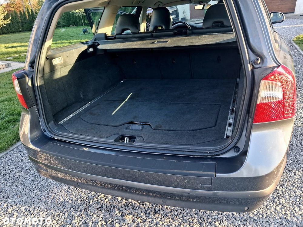 Volvo V70 2.0 Summum - 26