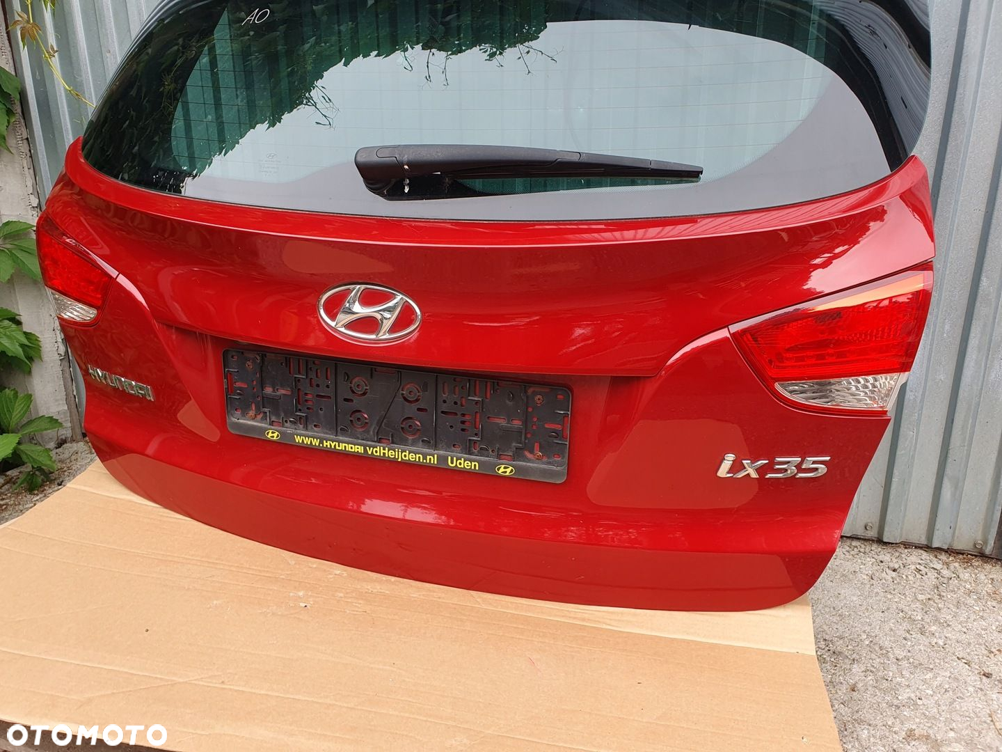 HYUNDAI ix35 KLAPA TYŁ POKRYWA BAGAŻNIKA A0 czerwona - 3