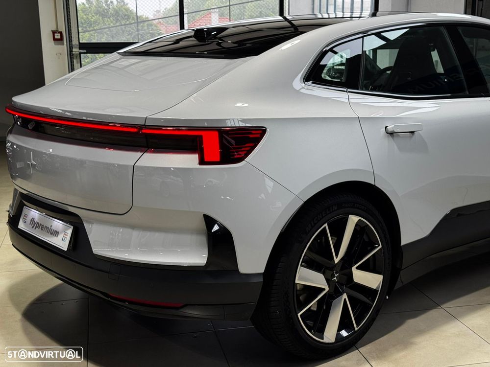 Polestar 4 Long Range 100 kWh Single Motor Plus - 11