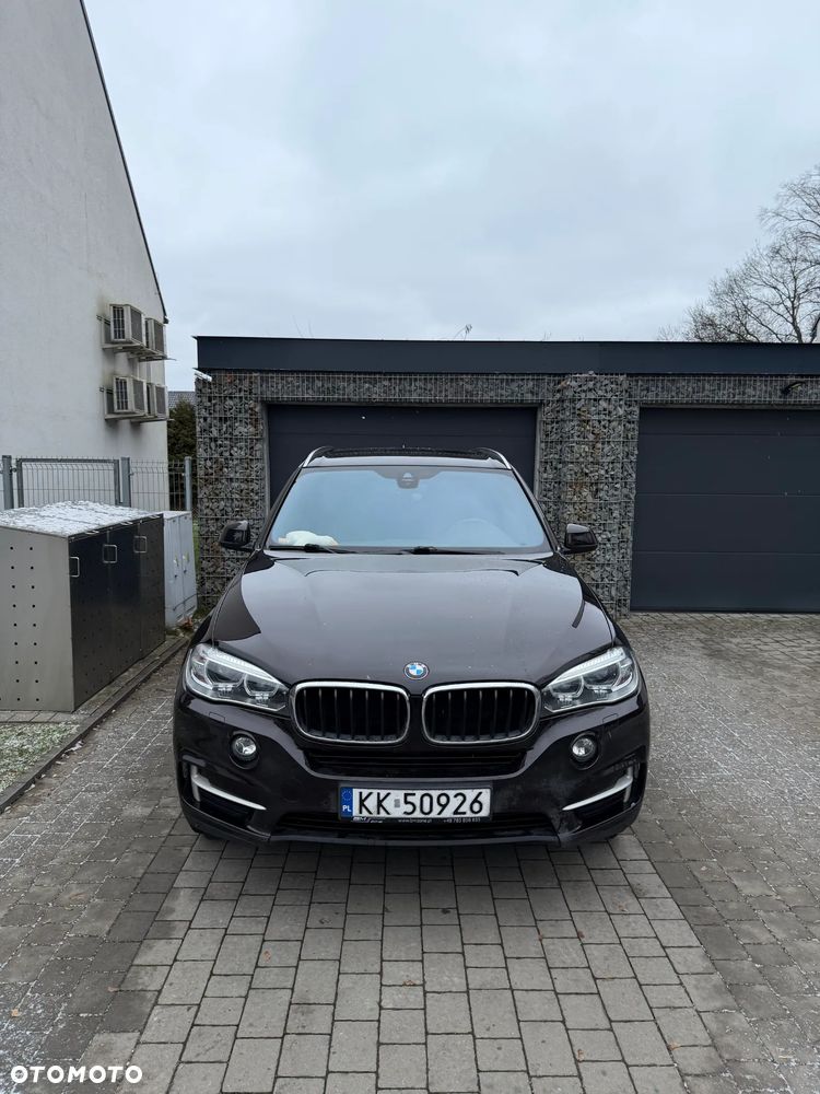 BMW X5 xDrive35i - 24