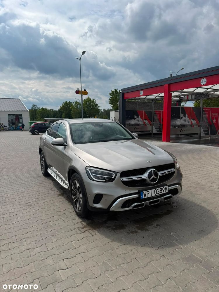 Mercedes-Benz GLC 200 - 1