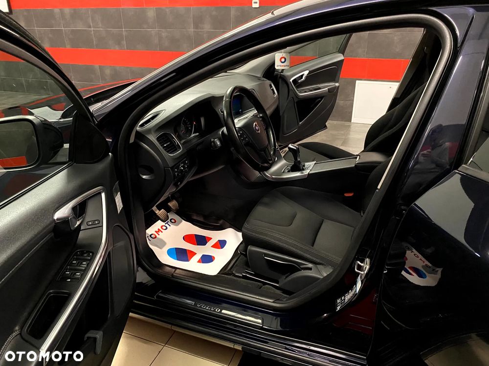 Volvo S60 D3 Momentum - 15