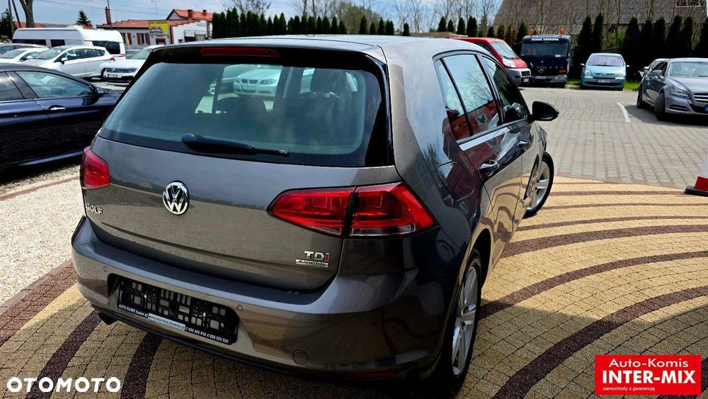 Volkswagen Golf - 5