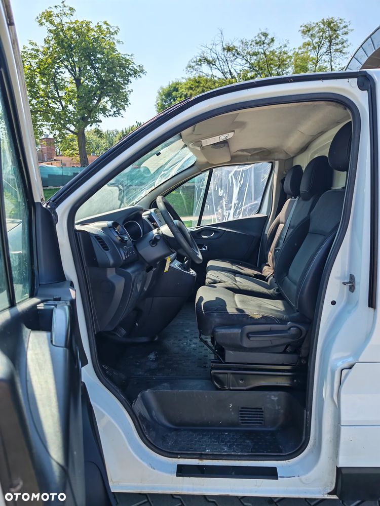 Renault TRAFIC - 22