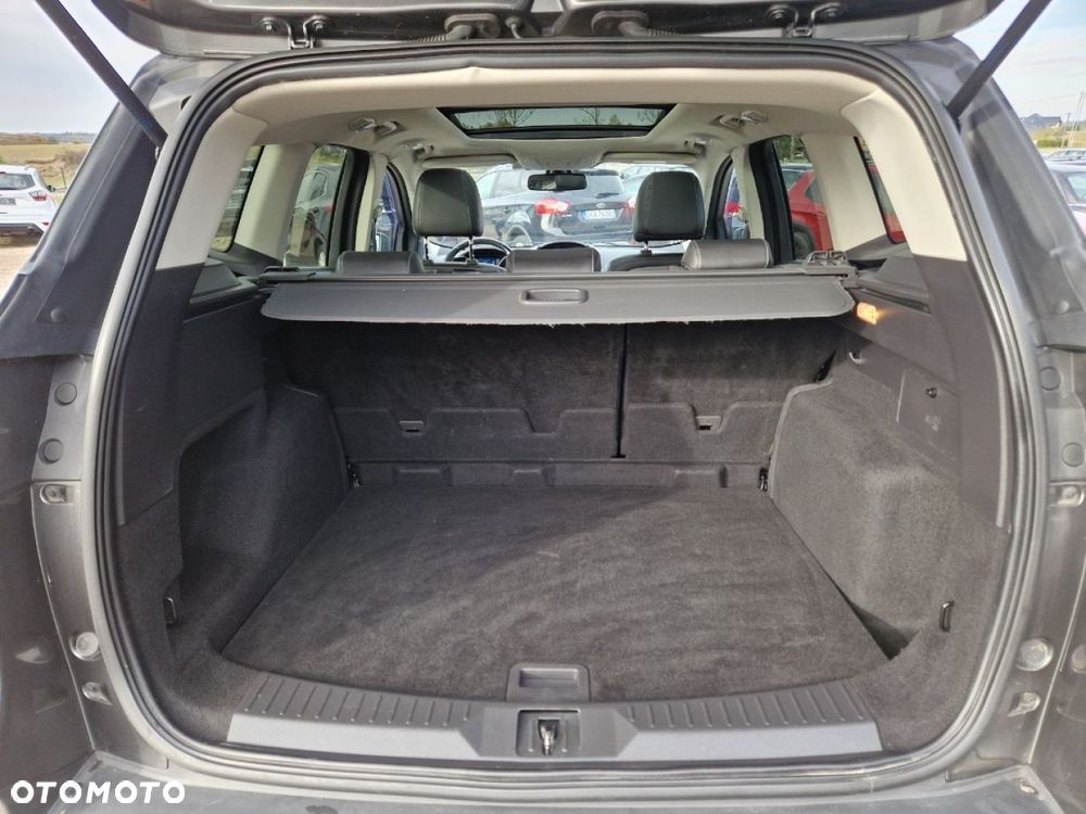 Ford Kuga 2.0 TDCi 2x4 Business Edition - 18