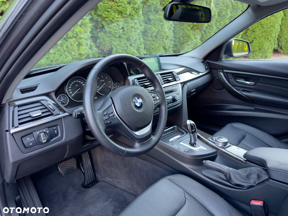BMW Seria 3 318d Luxury Line - 23