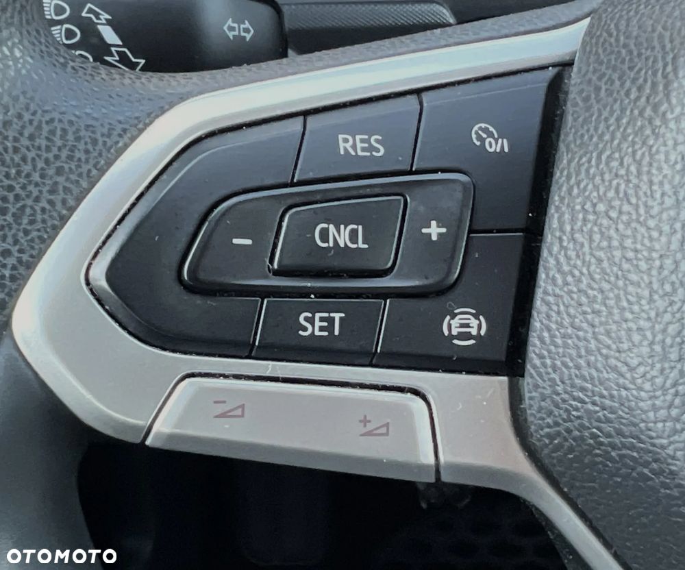 Volkswagen T-Cross 1.0 TSI Active - 28