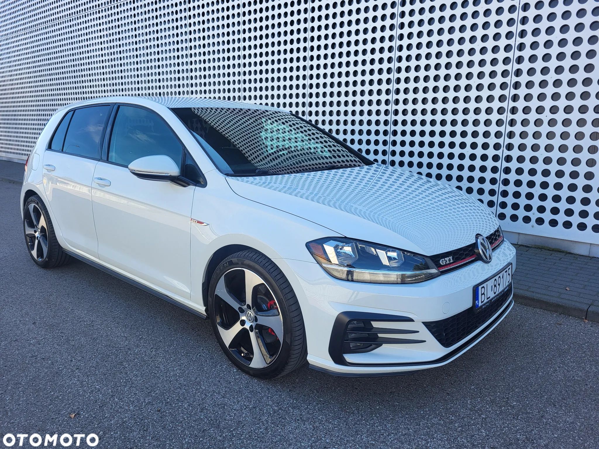 Volkswagen Golf 2.0 TSI OPF DSG GTI - 1