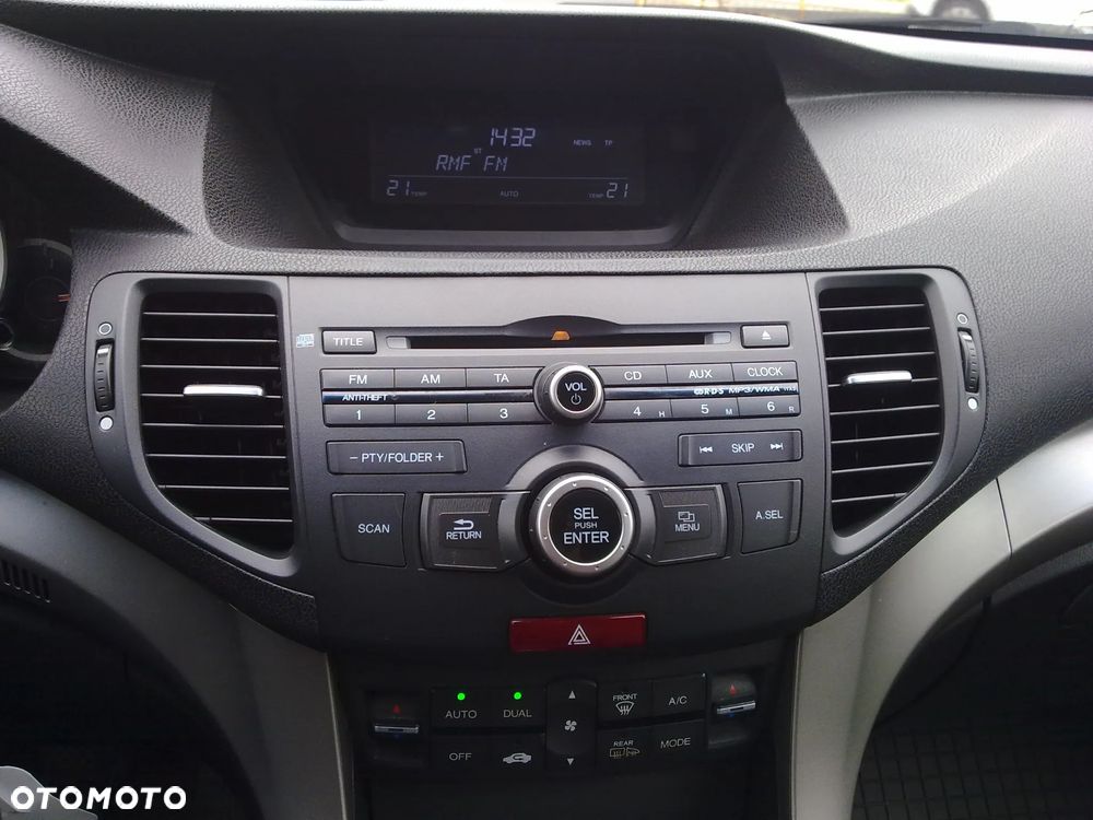 Honda Accord 2.0 Elegance - 27