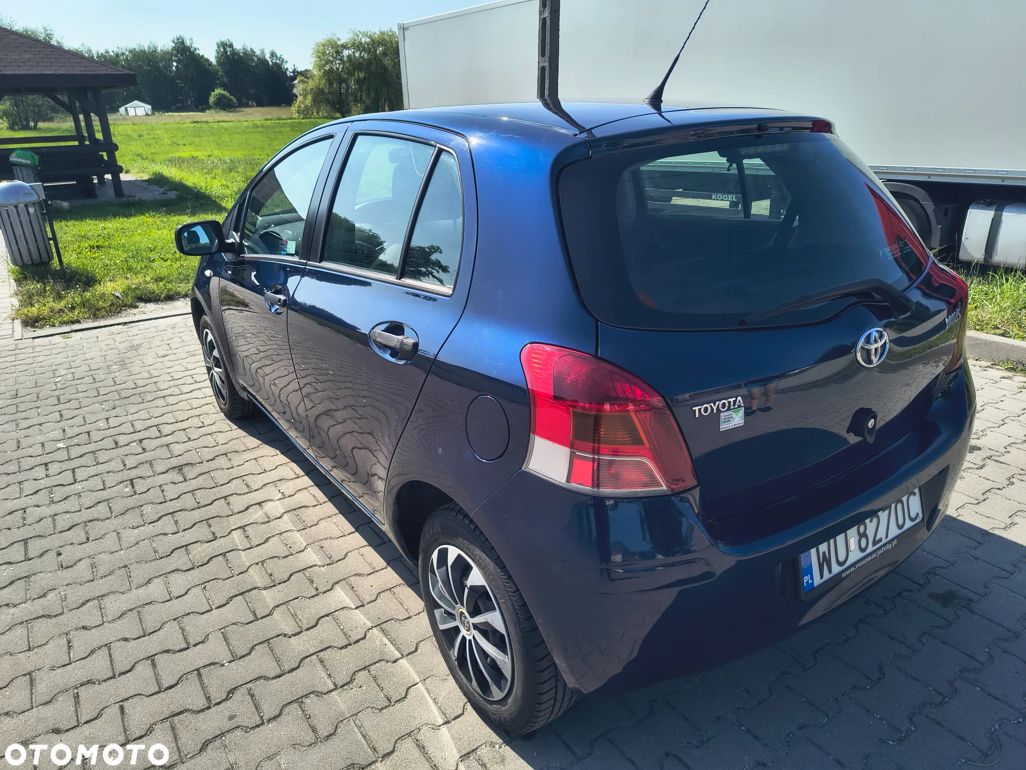 Toyota Yaris 1.0 Luna A/C - 2