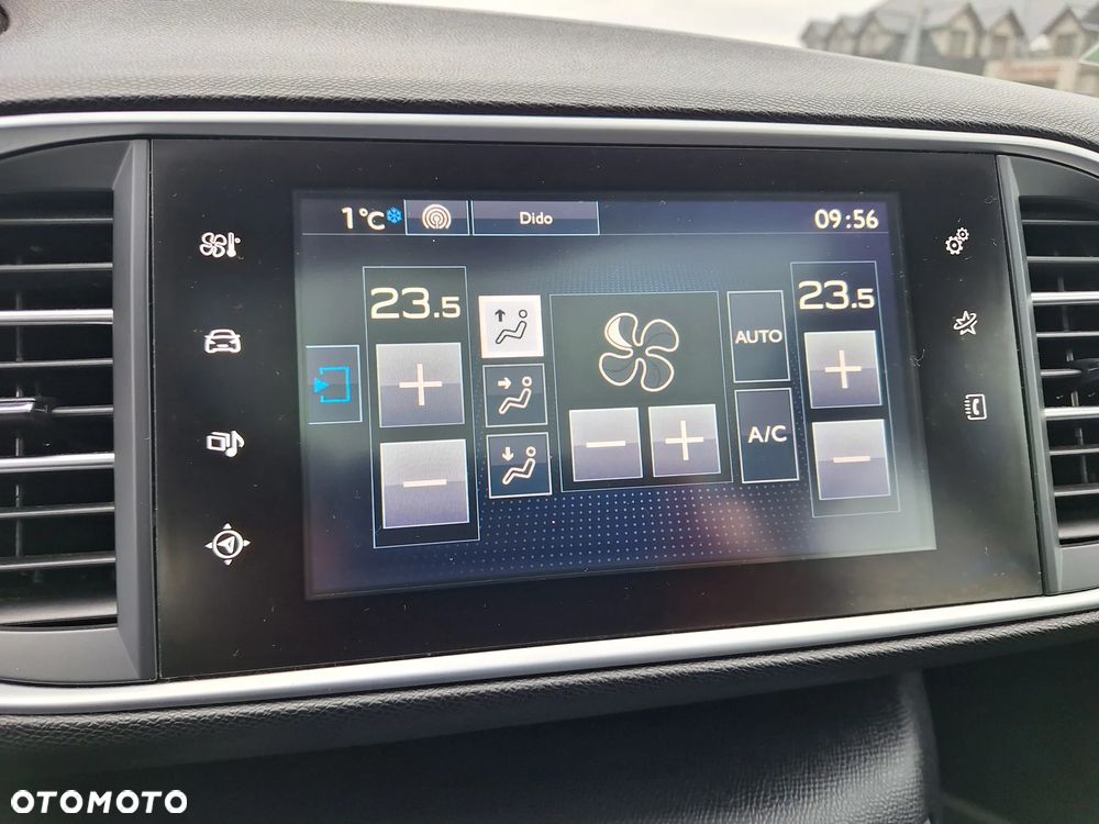 Peugeot 308 BlueHDi 150 Stop & Start Allure - 29