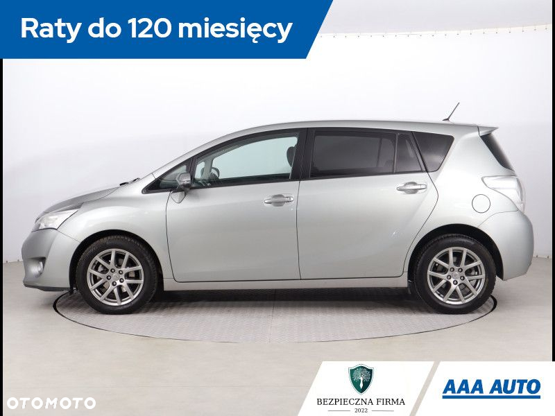 Toyota Verso - 3