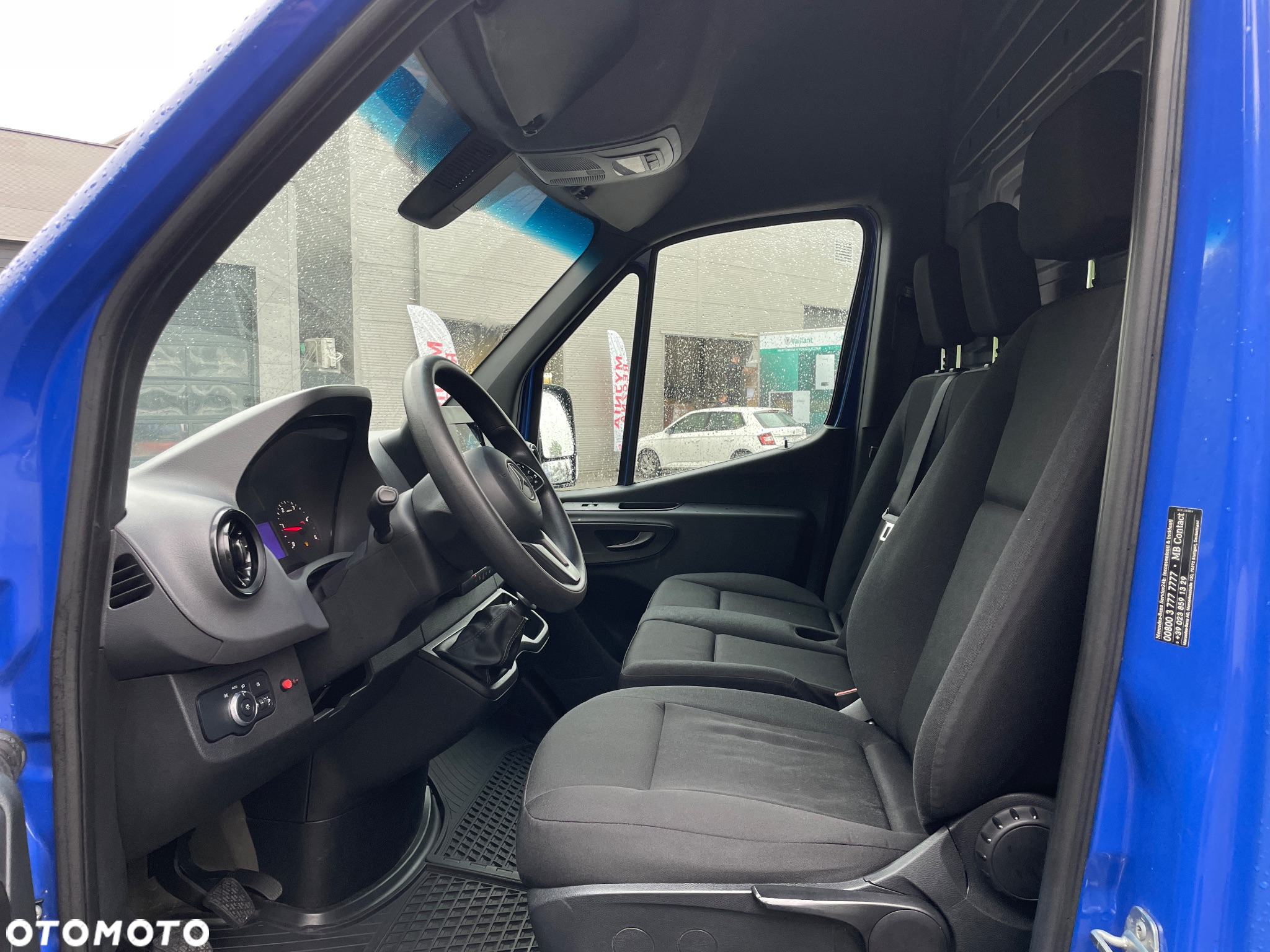 Mercedes-Benz Sprinter - 15