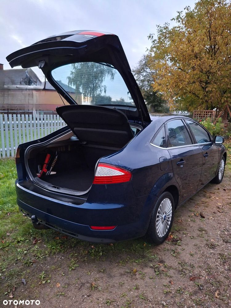 Ford Mondeo - 10