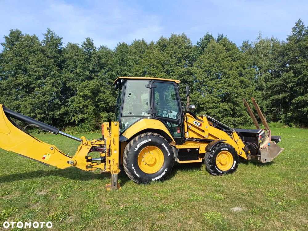 Caterpillar 432 - 3