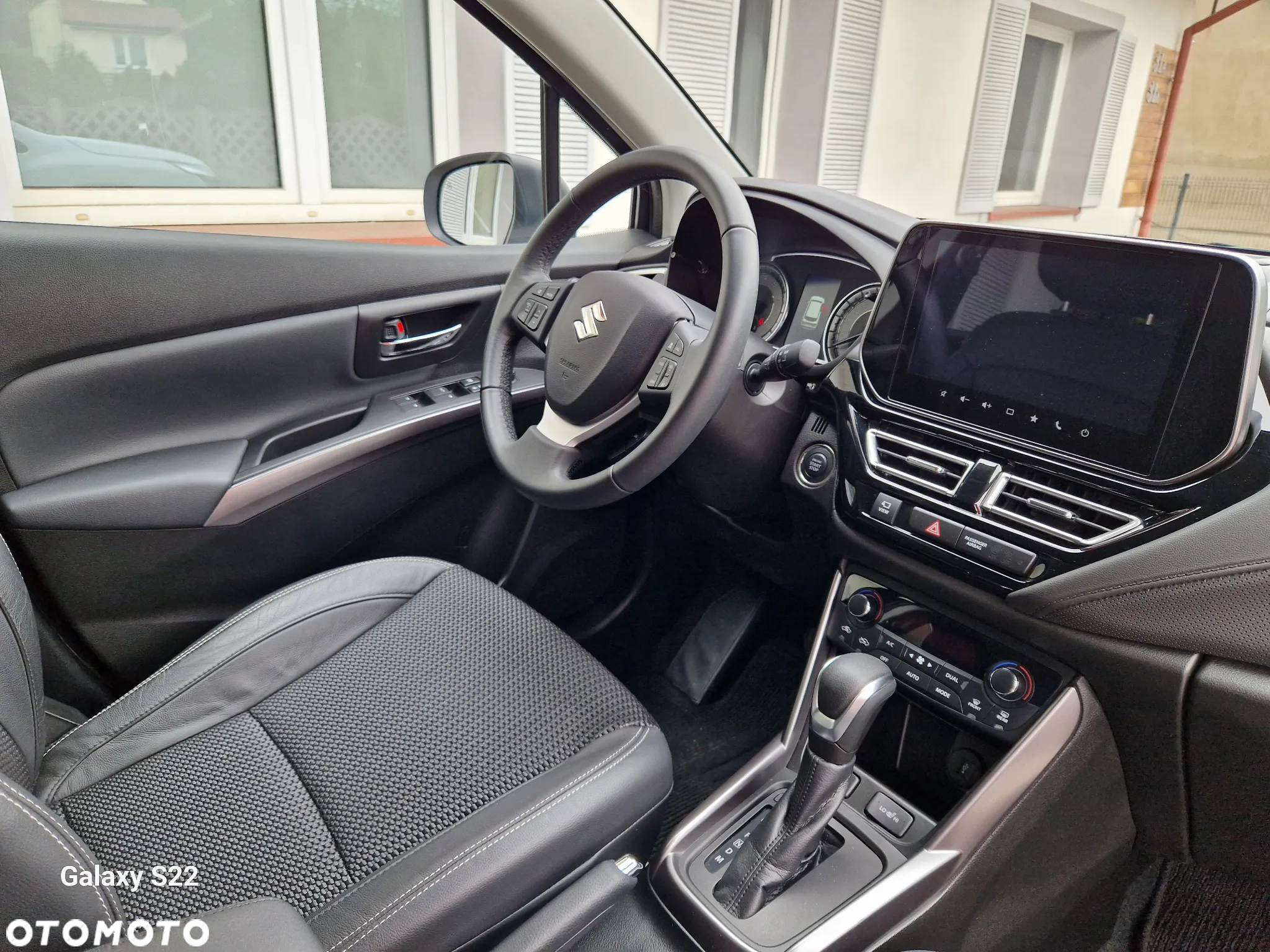 Suzuki SX4 S-Cross 1.5 DualJet Hybrid Premium Plus SP AGS - 14