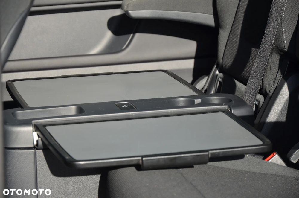 Mercedes-Benz Klasa V 250 (BlueTEC) d Avantgarde 7G-Tronic - 13